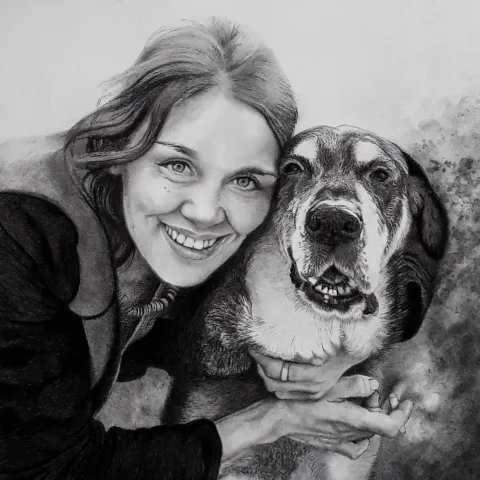Femme souriante avec son chien — Fusain · 50 x 70 · 2021