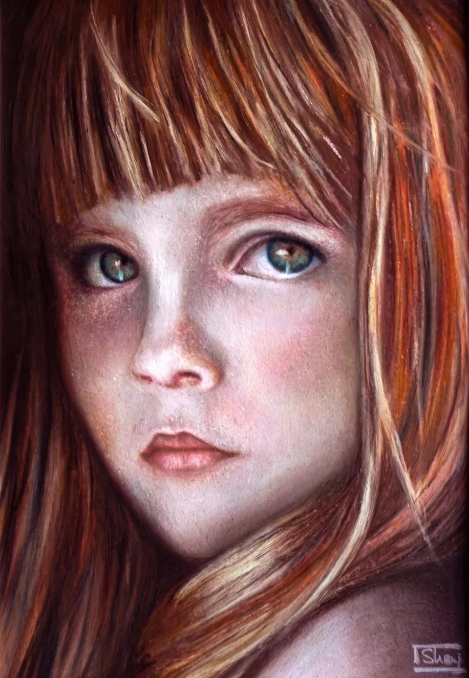 Enfant pas content rousse